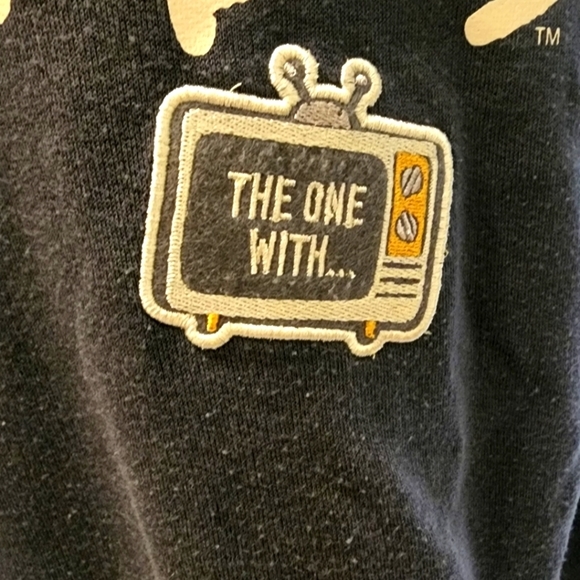 FRIENDS Inspired Women's Sleep Shirt 👕 - Picture 3 of 11